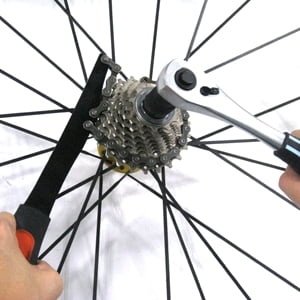 FREEWHEEL REMOVER