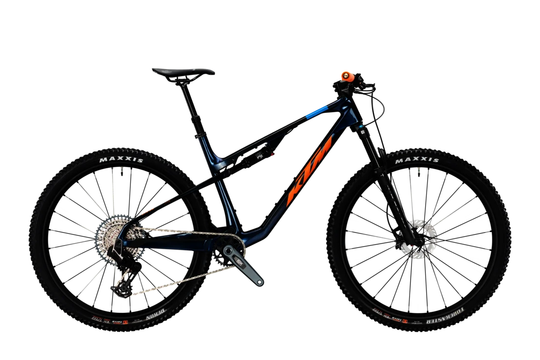 KTM Scarp MT Master 2026 – אופני הרים מקצועיים (SRAM X0 1×12, Transparent Blue on Carbon)